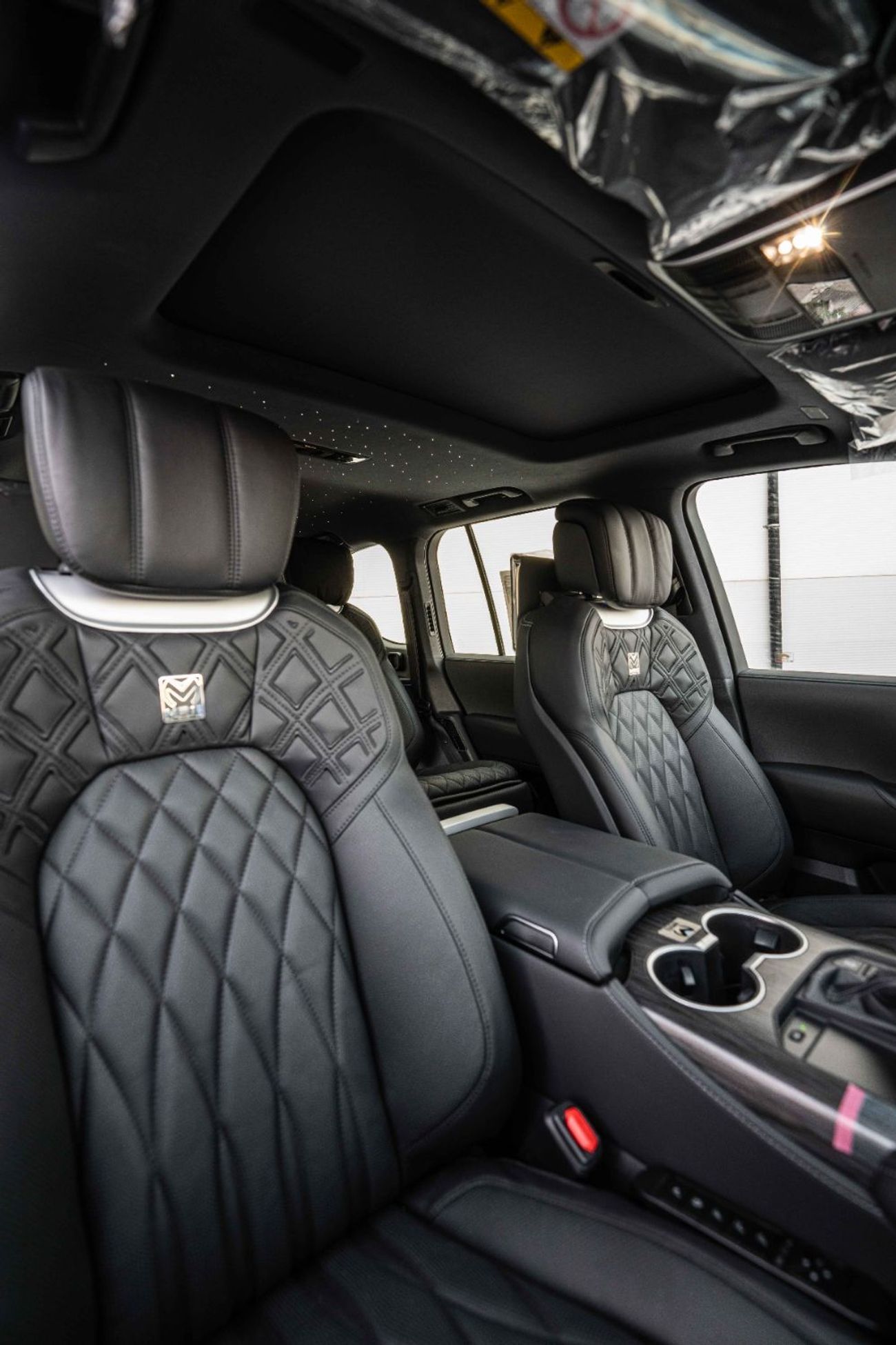 تويوتا لاند كروزر VXR 3.5L FULL OPTION WITH MBS AUTOBIOGRAPHY VIP SEAT AND STAR LIGHT