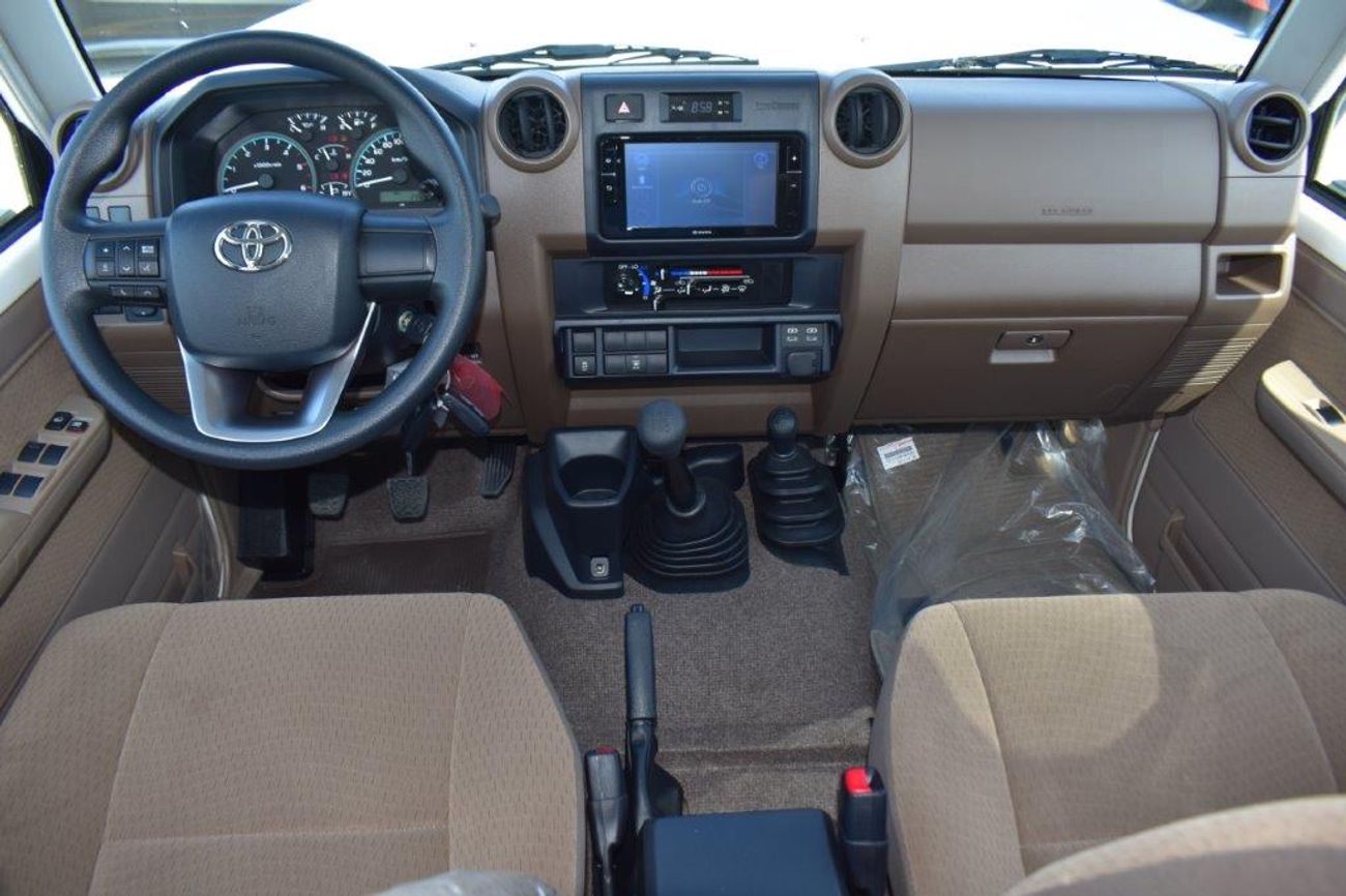 Toyota Land Cruiser 70 76 V8 4.5L Manual Transmission