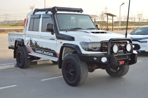 Toyota Land Cruiser Pick Up Double Cabin  Right Hand Drive  Model: *2022* Engine:  V8/ 4.5L