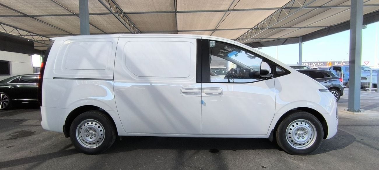 هيونداي ستاريا HYUNDAI STARIA 2.2L DIESEL CARGO VAN