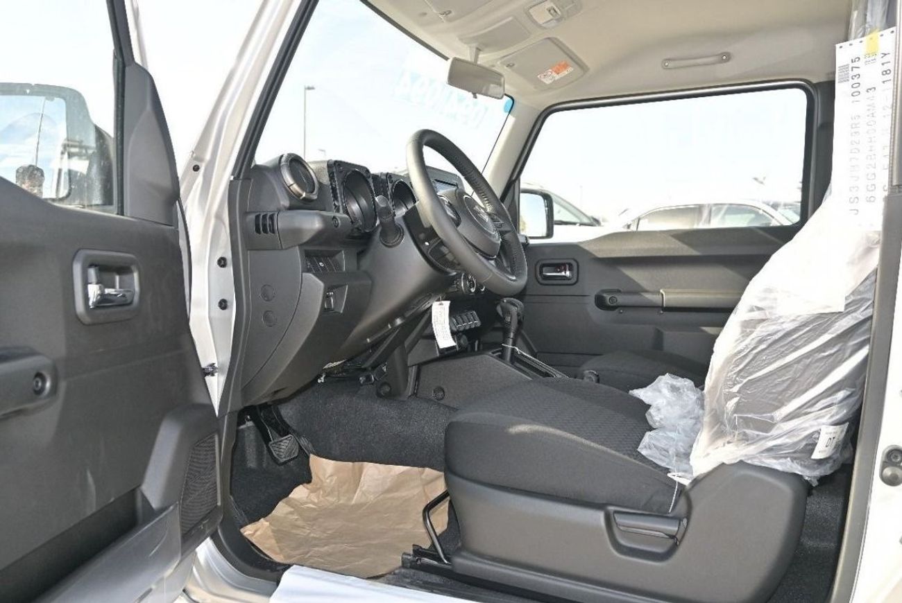 سوزوكي جيمني SUZUKI JIMNY 1.5L AUTOMATIC PETROL 4 CYLINDER , SILVER COLOR 2024 MODEL