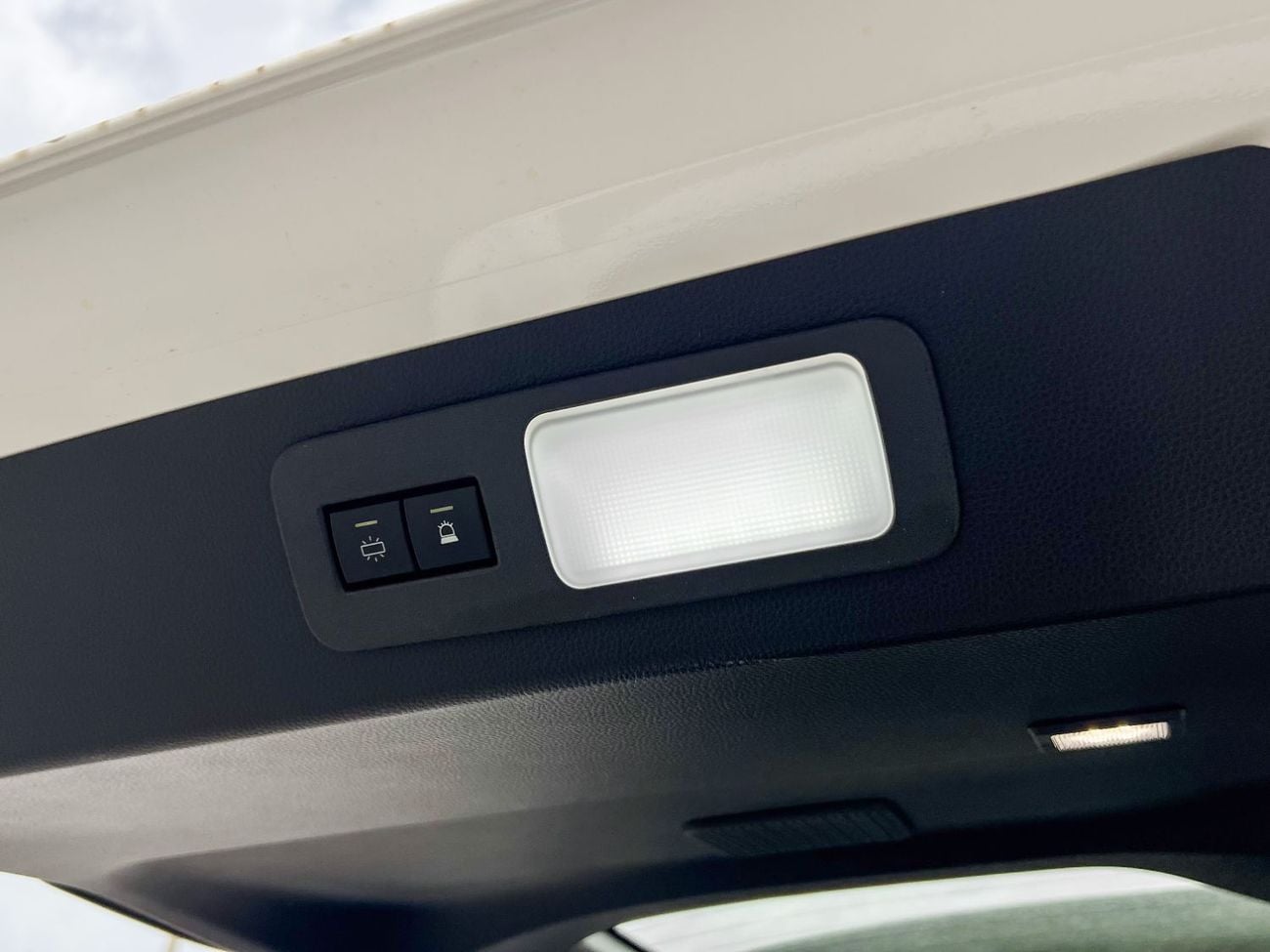 Toyota Land Cruiser EXPORT ONLY - Toyota LC300 3.5L VXR (OMANI Specification)