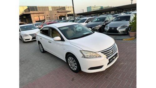 Nissan Sentra Nissan sentra 2018 gcc 1.6 ingine