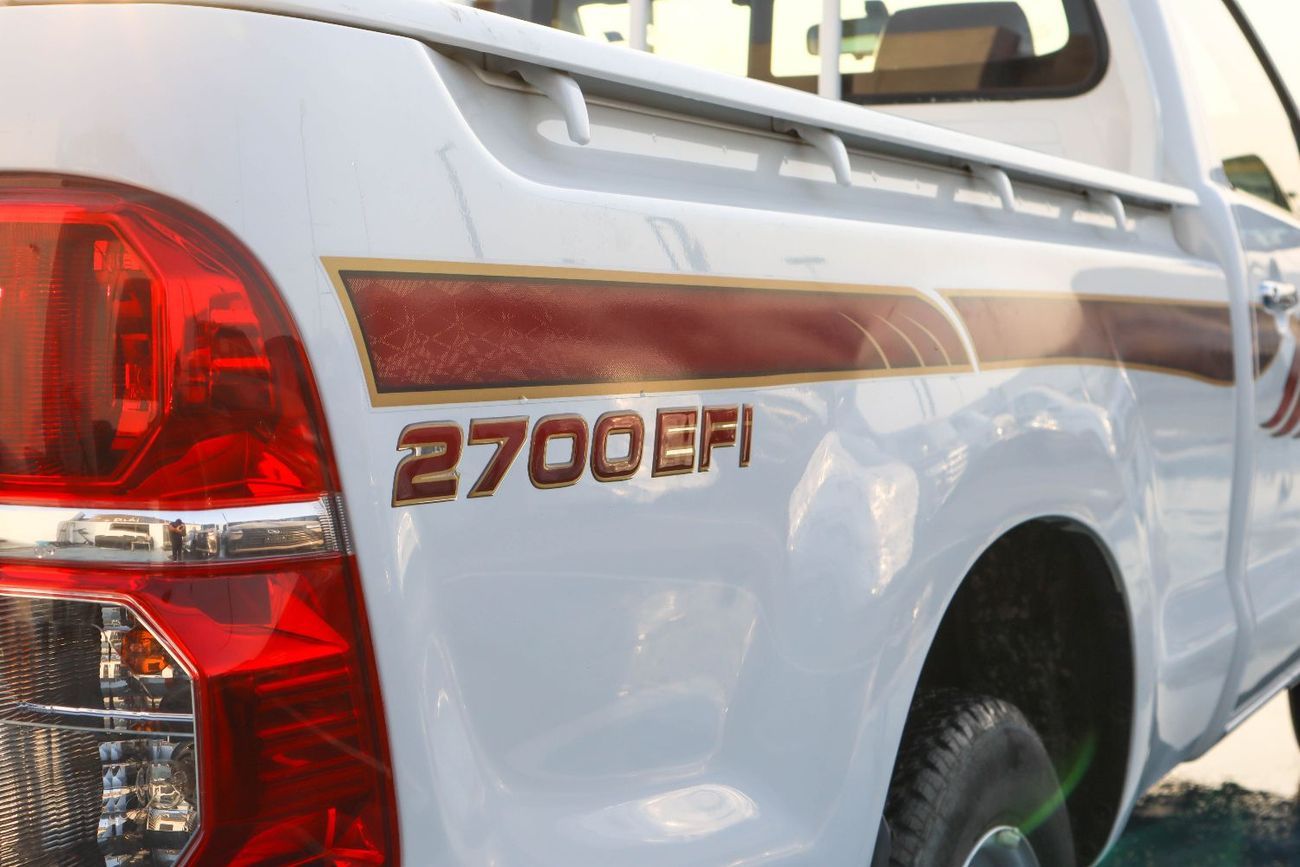 Toyota Hilux toyota hilux 2.7L 2013 model kilometer 6577