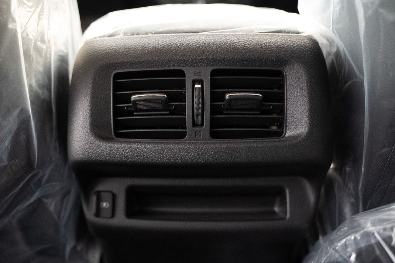 Nissan Navara PRO-4X Off-Road | 2.5L Diesel 4WD A/T (Only For Export)