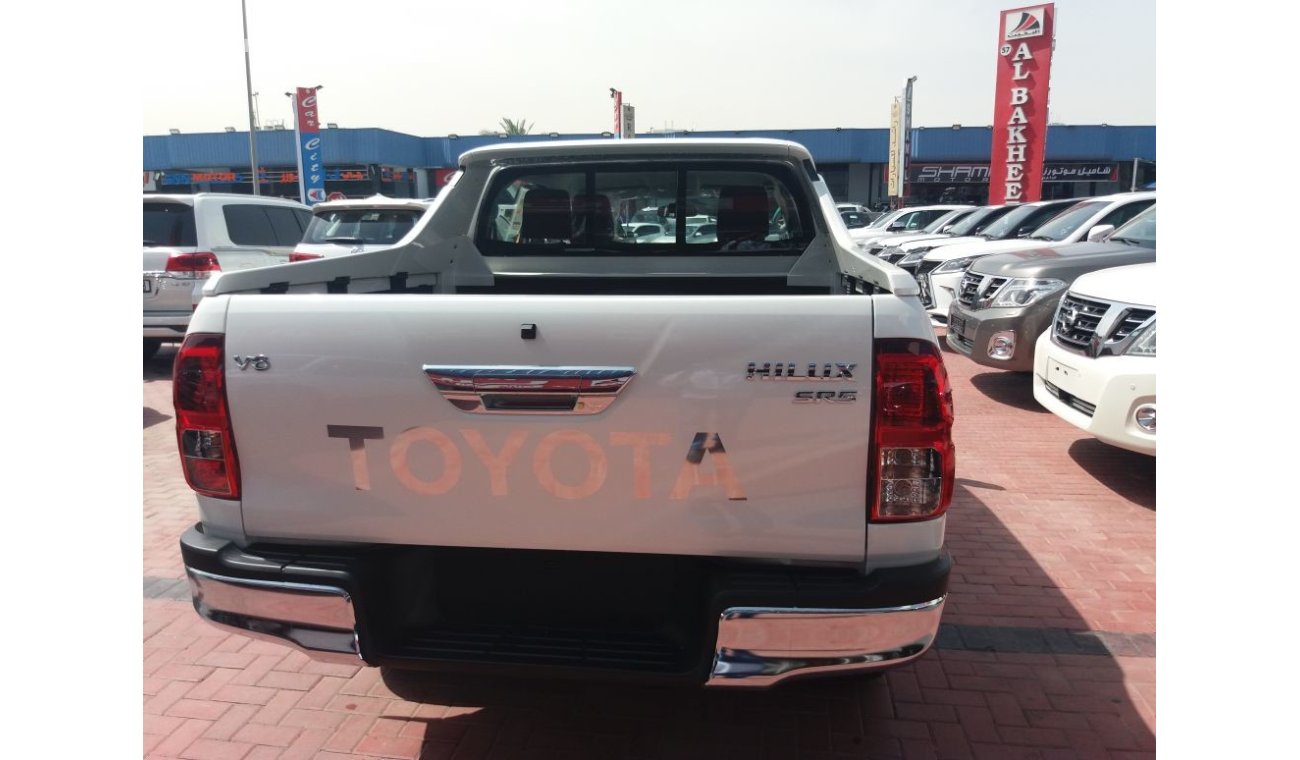 Toyota Hilux SR-5 V6 TRD PICK UP