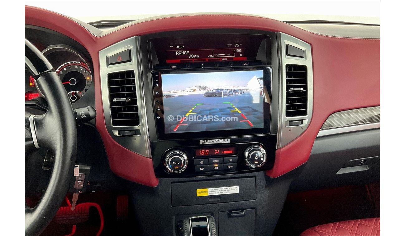 ميتسوبيشي باجيرو Signature Edition