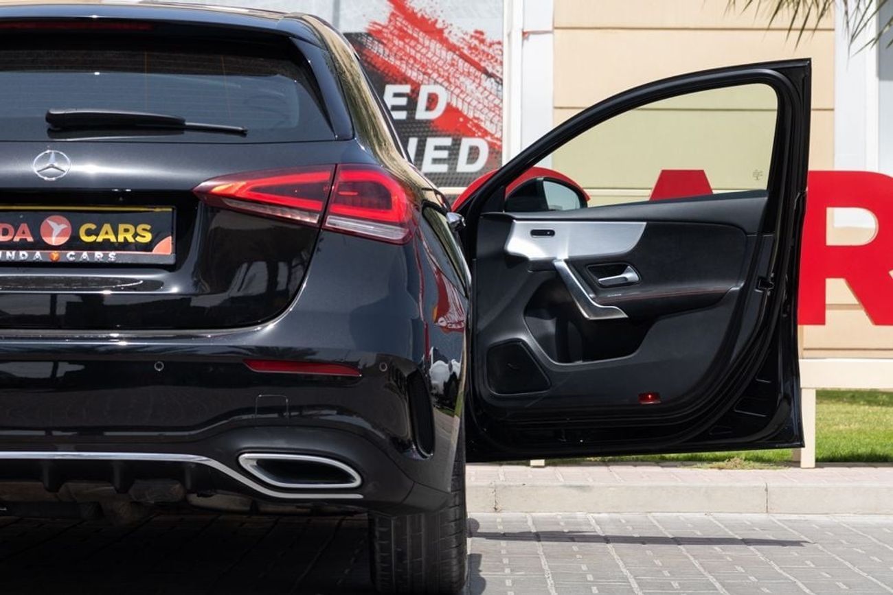 مرسيدس بنز A 250 Std 2.0L (224 HP)