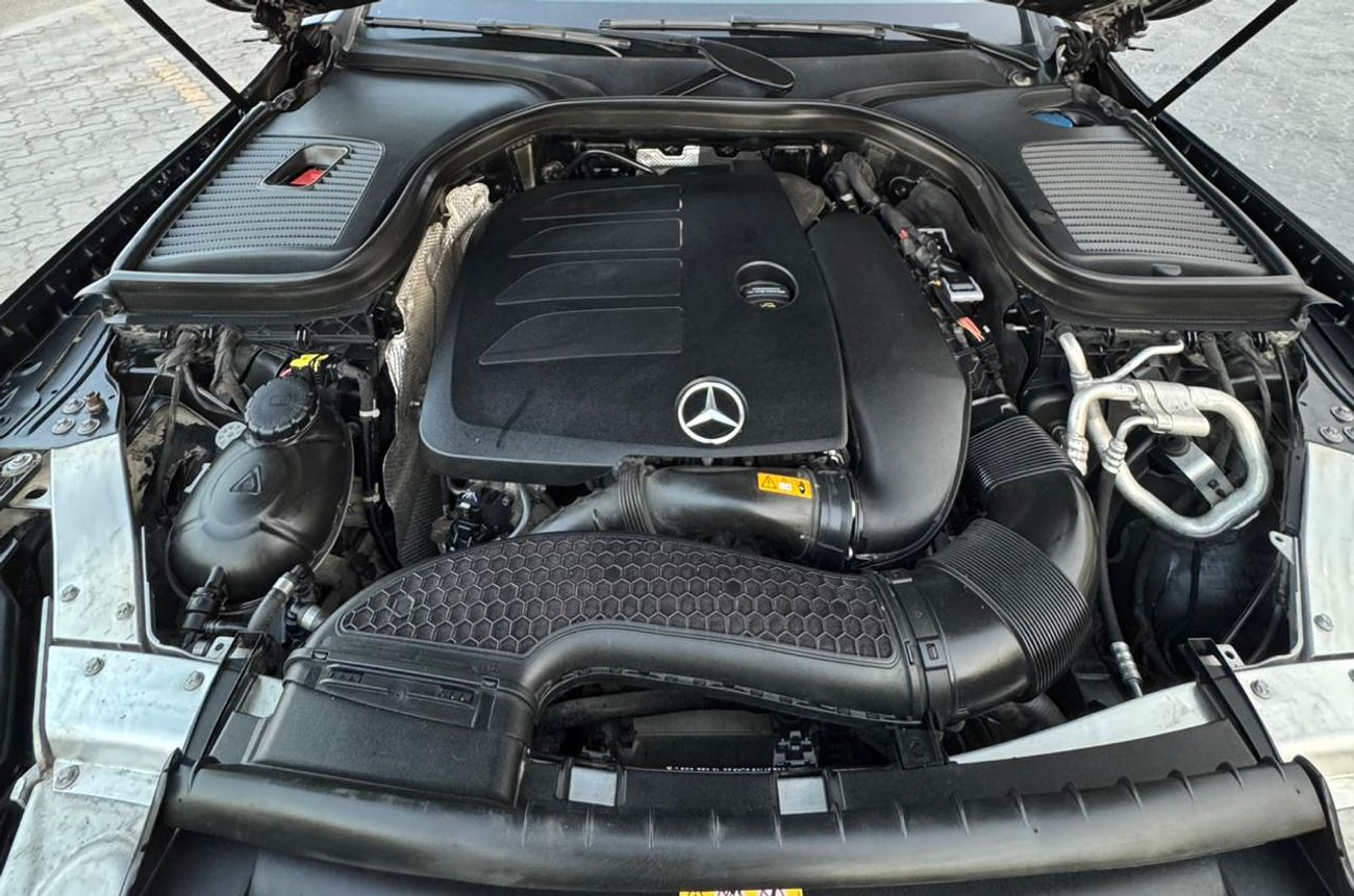 Mercedes Benz GLC 300 AMG
