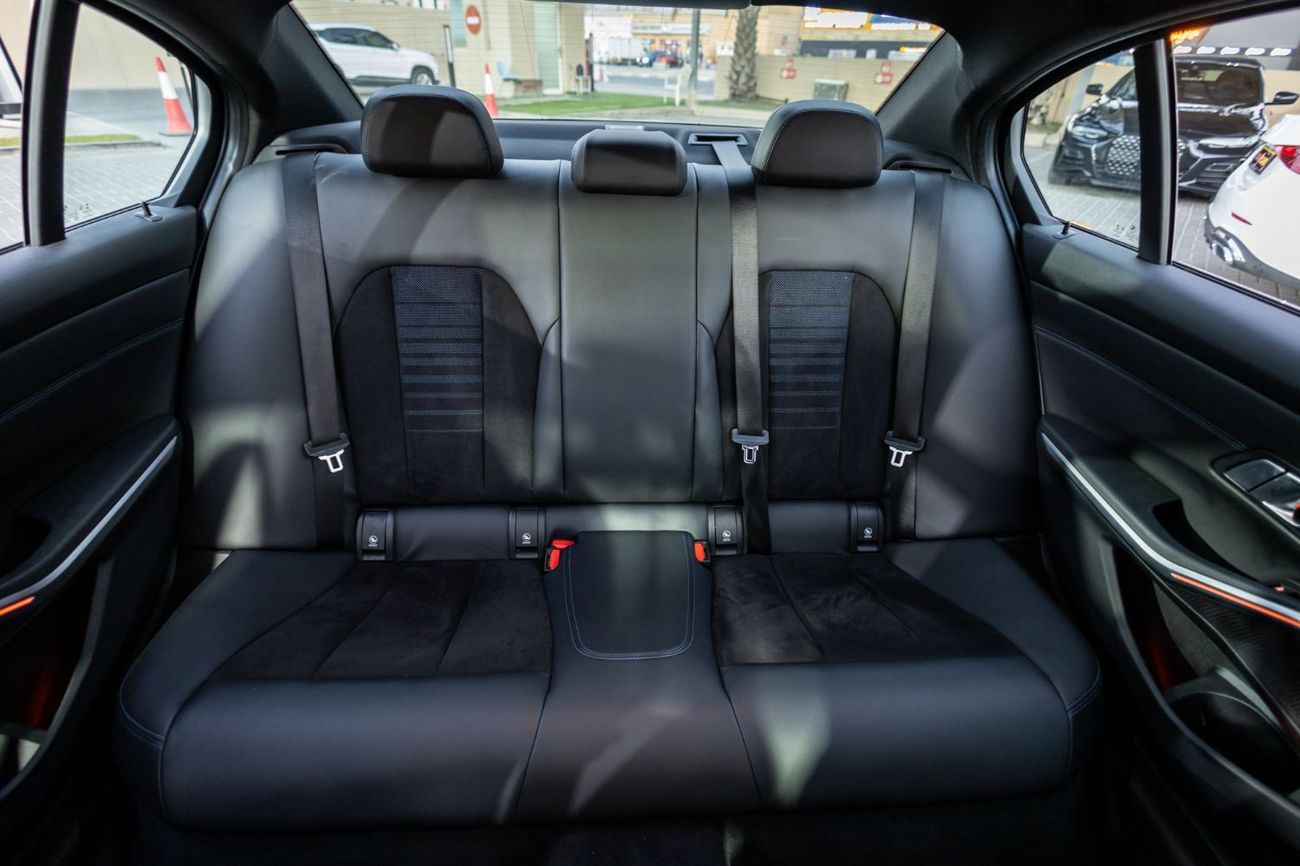 BMW 320i M Sport 2.0L