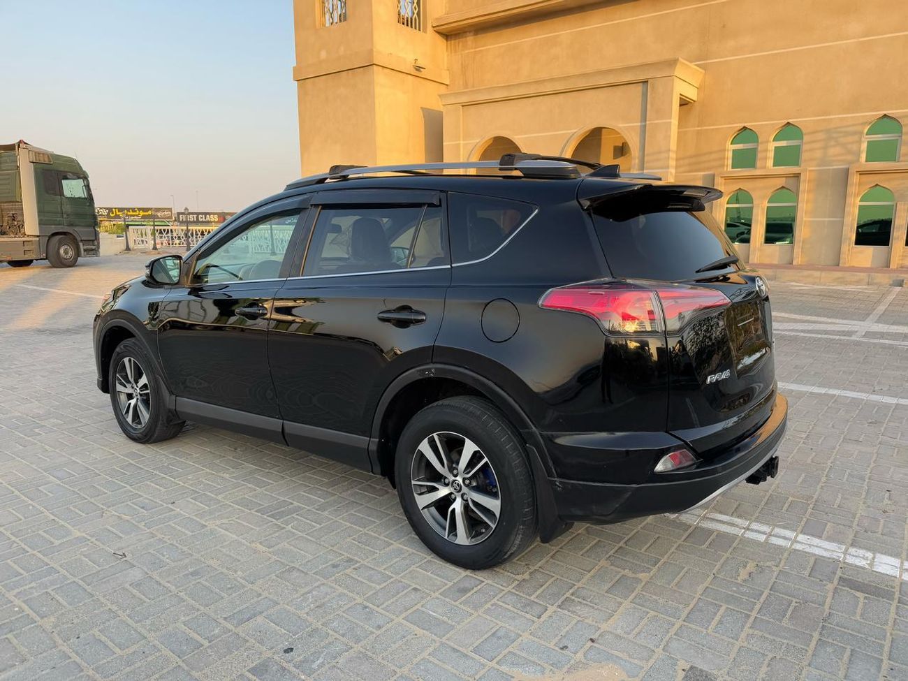 تويوتا راف ٤ Toyota Rav4 2018 Xle 4x4