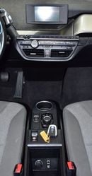 بي أم دبليو i3 EXCELLENT DEAL for our BMW i3 eDrive ( 2019 Model ) in White & Black Color GCC Specs