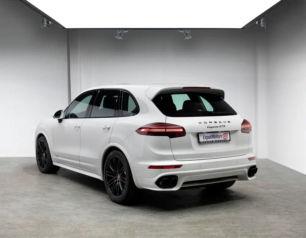 Porsche Cayenne GTS Unlimited KMs Warranty • FDSH • GCC Spec