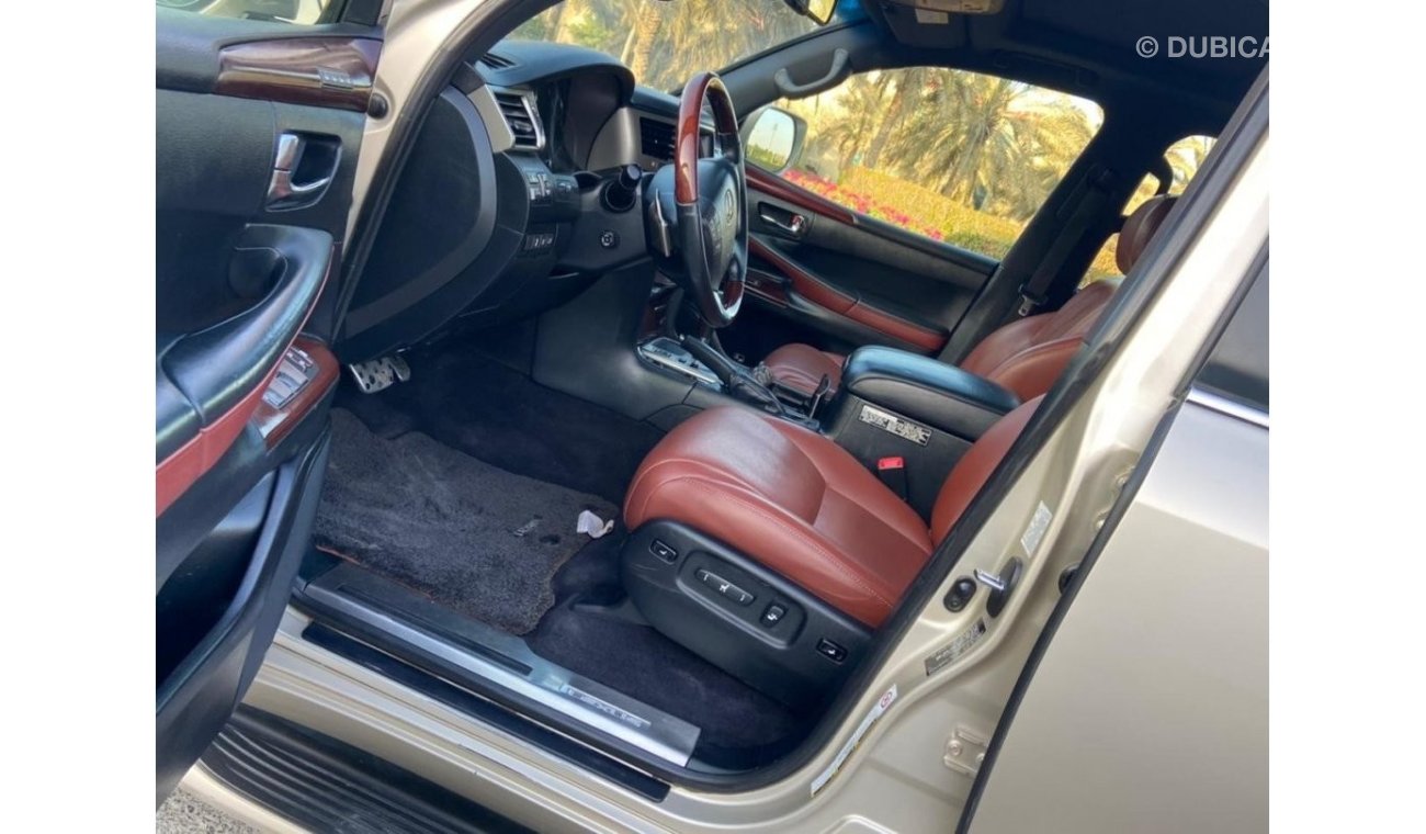 Lexus LX570 Lexus LX570 GCC full option very celen car for sale