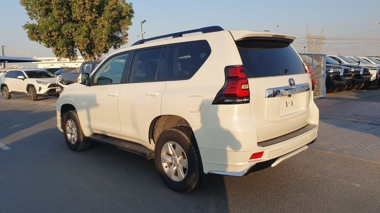 Toyota Prado PETROL RHD 7 SEATER SUNROOF AUTO