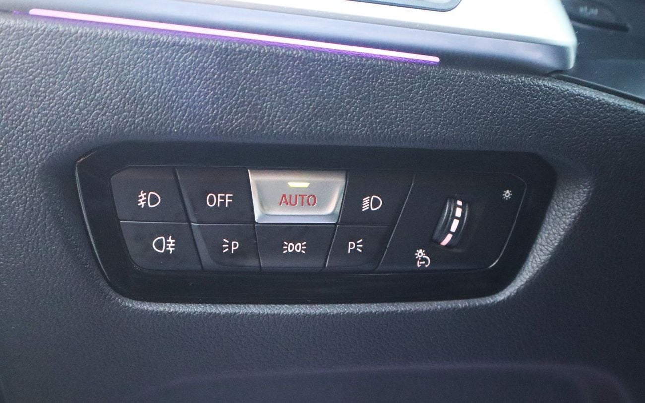 بي أم دبليو 330i M Sport 2.0L (258 HP)