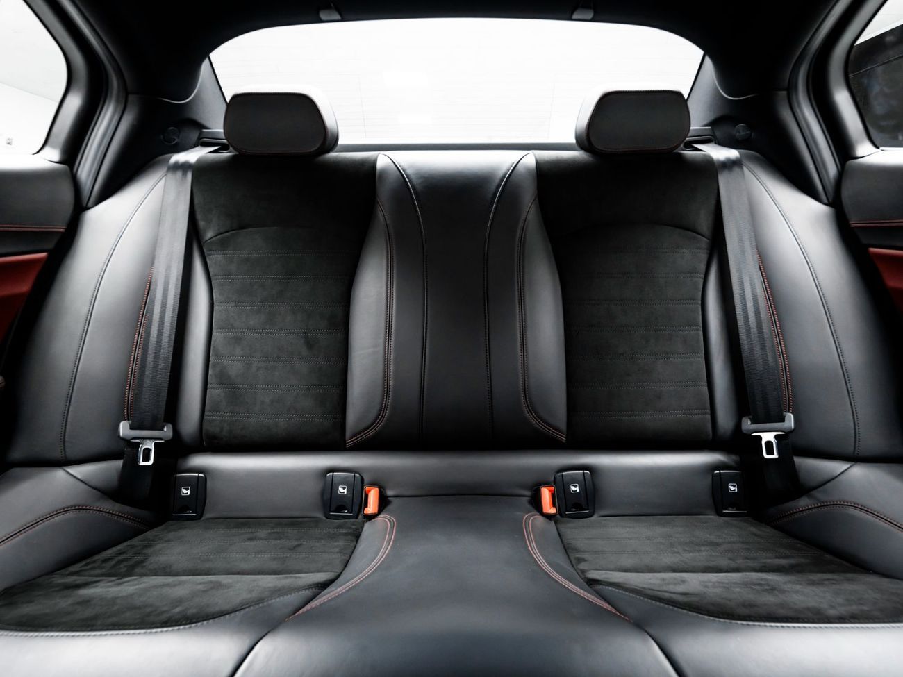 Alfa Romeo Giulia Quadrifoglio 2.9L (510 HP) 2020 Alfa Romeo Giulia Quadrifoglio, 2026 Agency Warranty + Service Contr