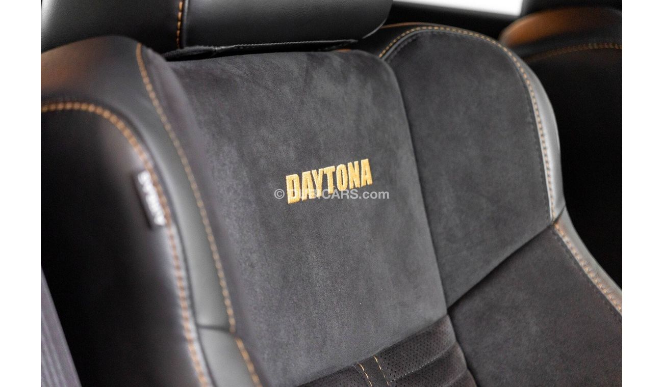 Dodge Charger 6.4L Hemi V8 6.4