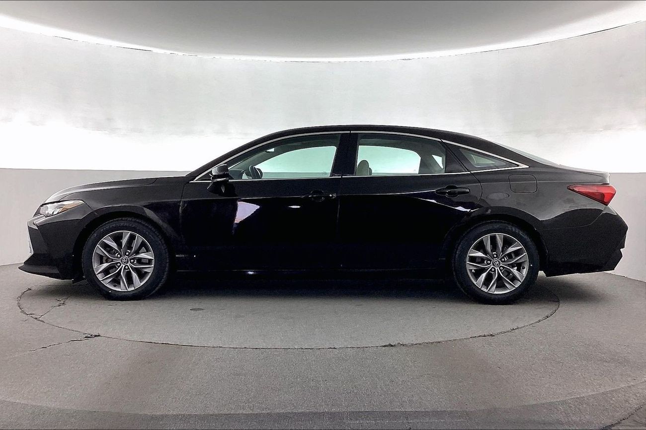 تويوتا افالون SE+ | Carnival Sale • UP TO AED 20,000 OFF | شامل الضمان | 0 ﺪﻔﻋﺓ ﺃﻮﻟﻯ