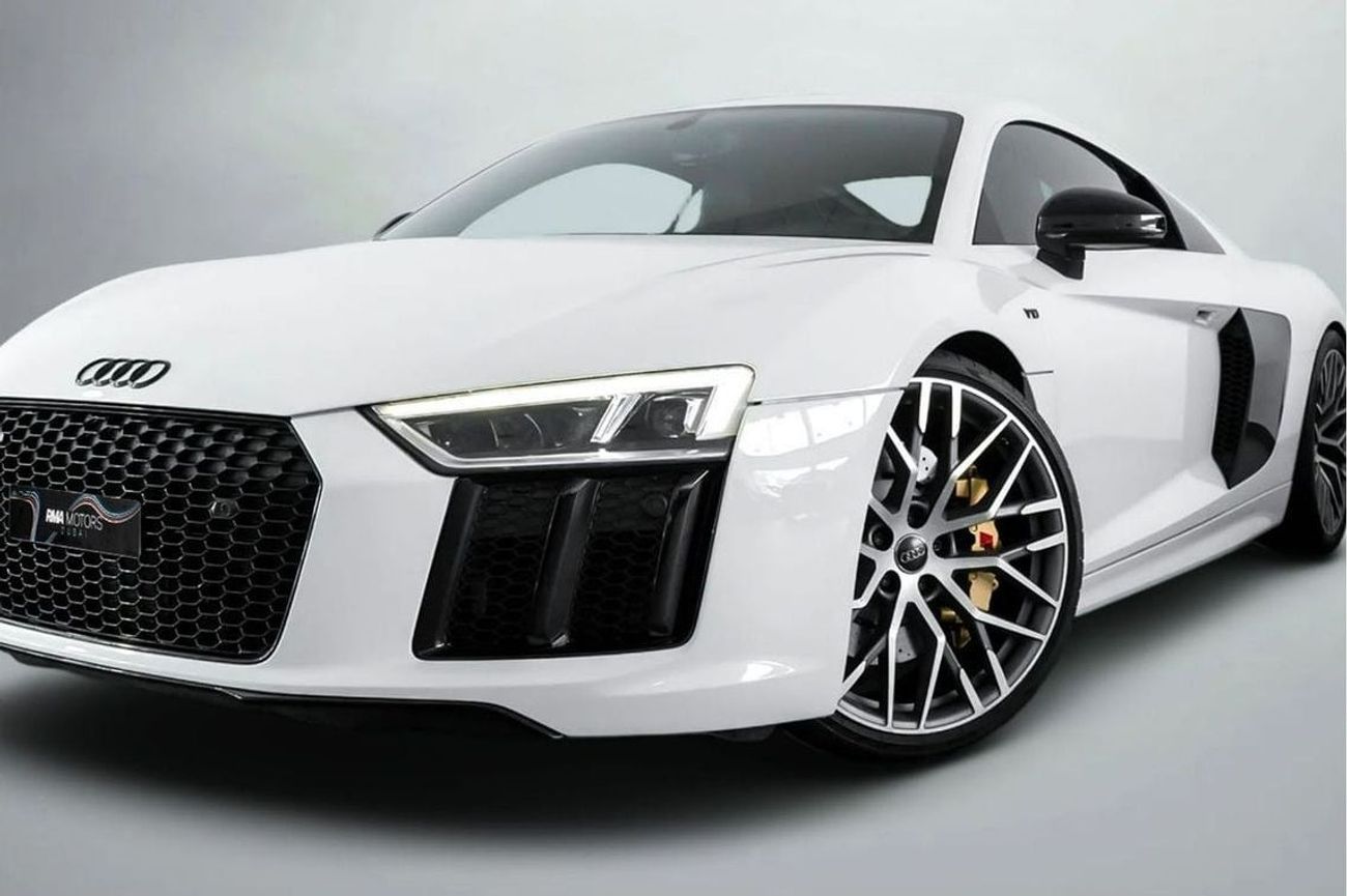 أودي R8 Spyder V10 RWD 5.2L (540 HP)