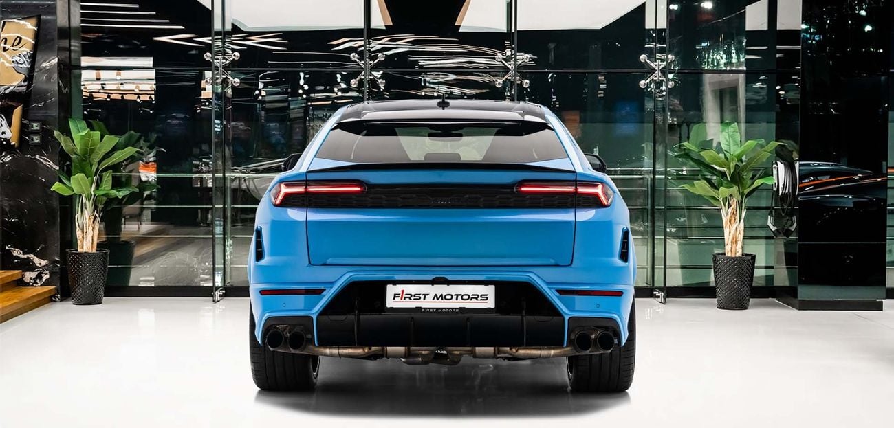 لامبورغيني اوروس 4.0L V-8 Twin-Turbocharged Engine + eMotor