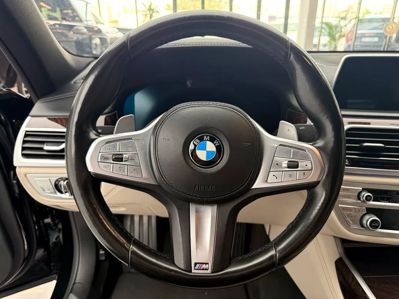 بي أم دبليو 730Li GCC Specs 730Li - Excellent Condition