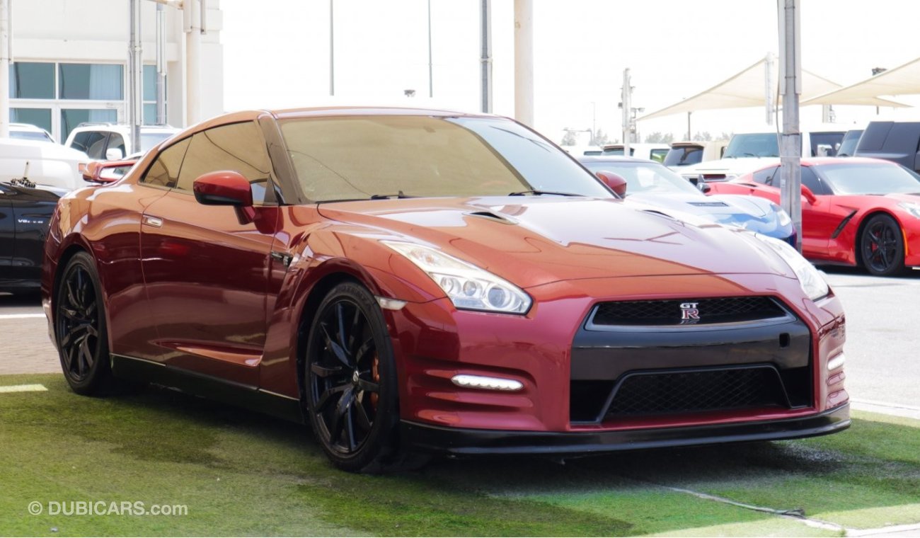 Nissan GT-R