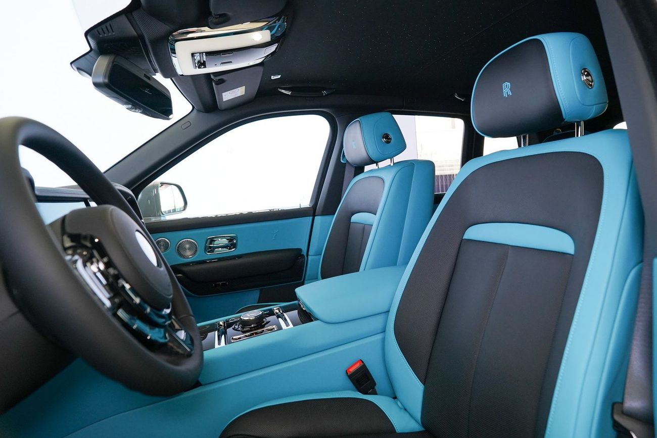 رولز رويس كولينان BLACK BADGE