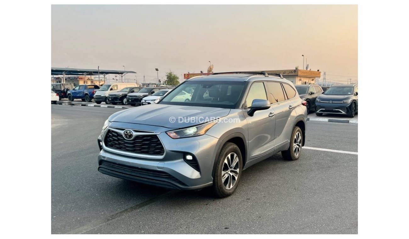 Toyota Highlander 2022 XLE LIMITED VIP 4x4 SUNROOF 3.5L USA IMPORTED