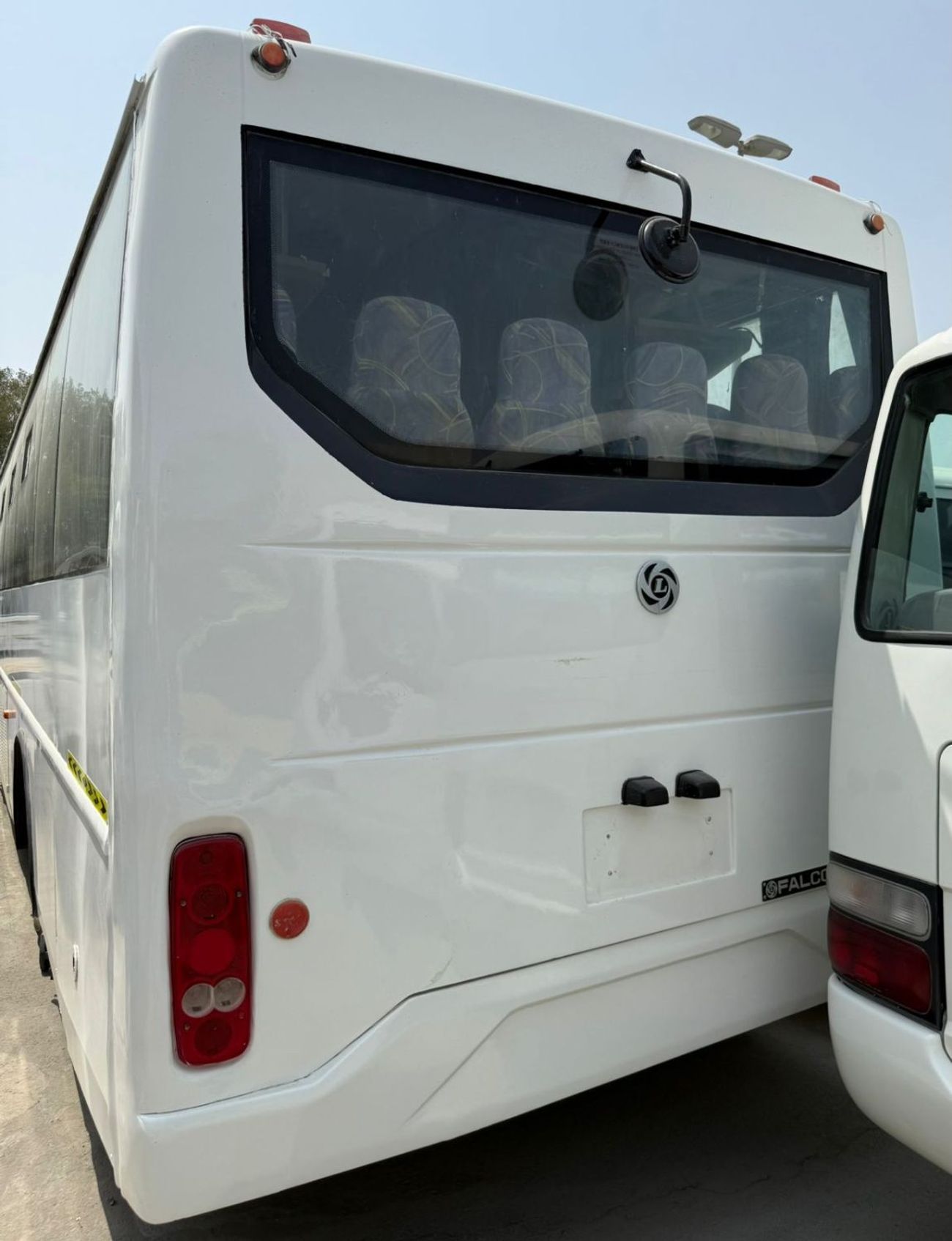 اشوك ليلاند فالكون