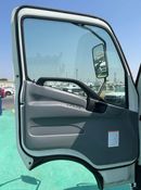 Hino 300 Hino 714 Reefer 4 ton Diesel Manual Transmission