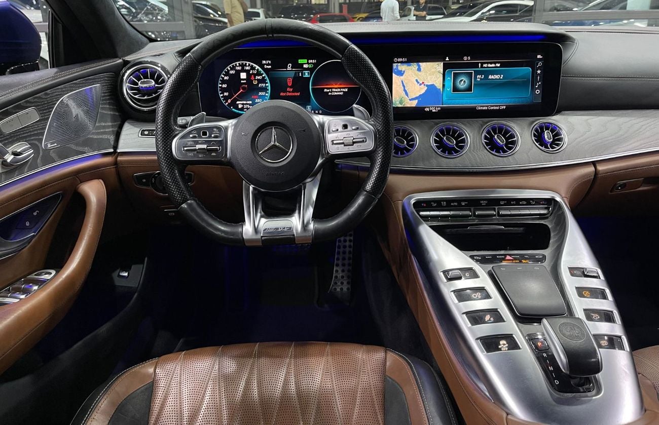 مرسيدس بنز ايه ام جي جي تي 53