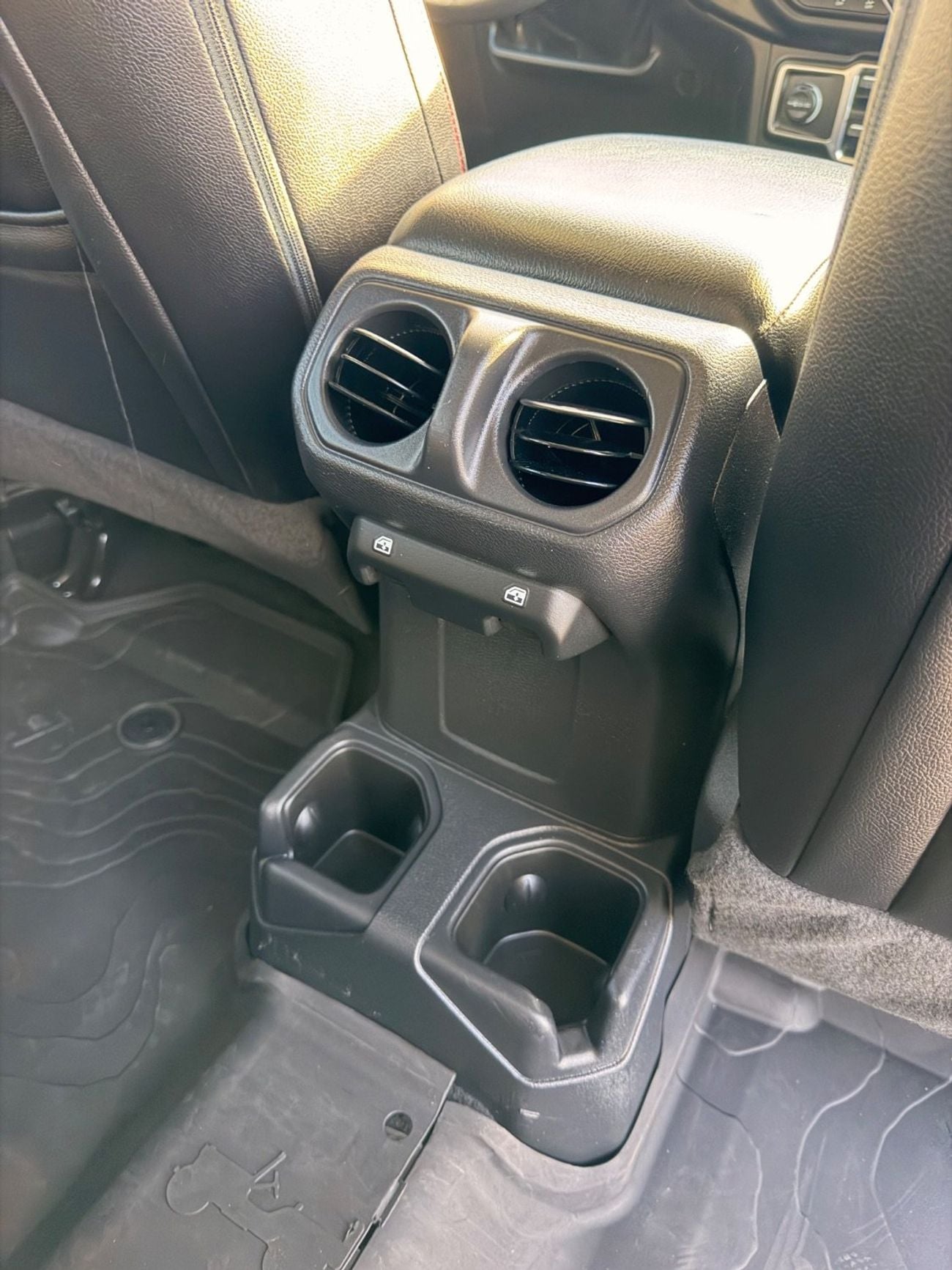 Jeep Wrangler Unlimited Sport 3.6L A/T (5 Seater)