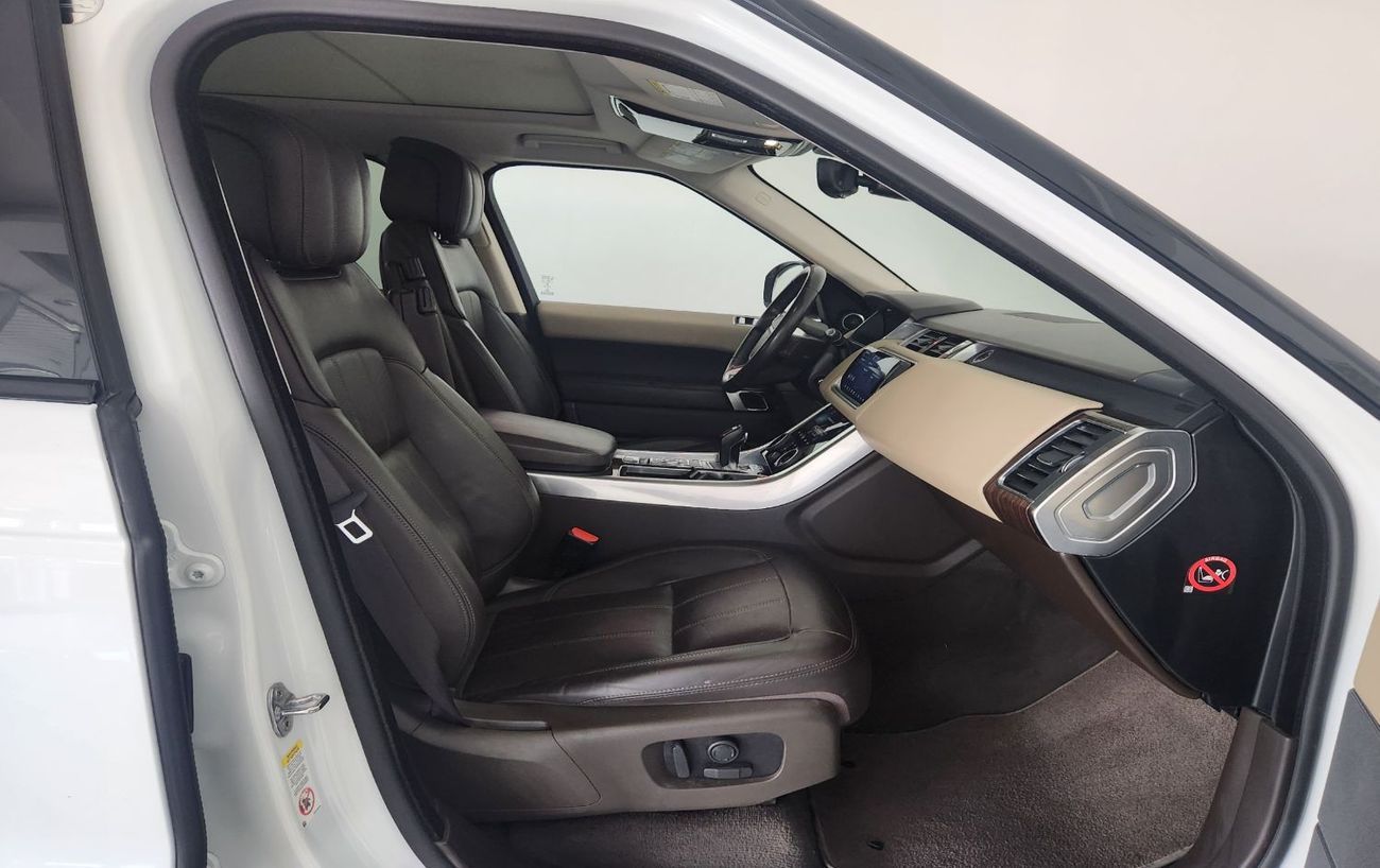 لاند روفر رينج روفر سبورت 3.0L-6CYL- Excellent Condition American Specs