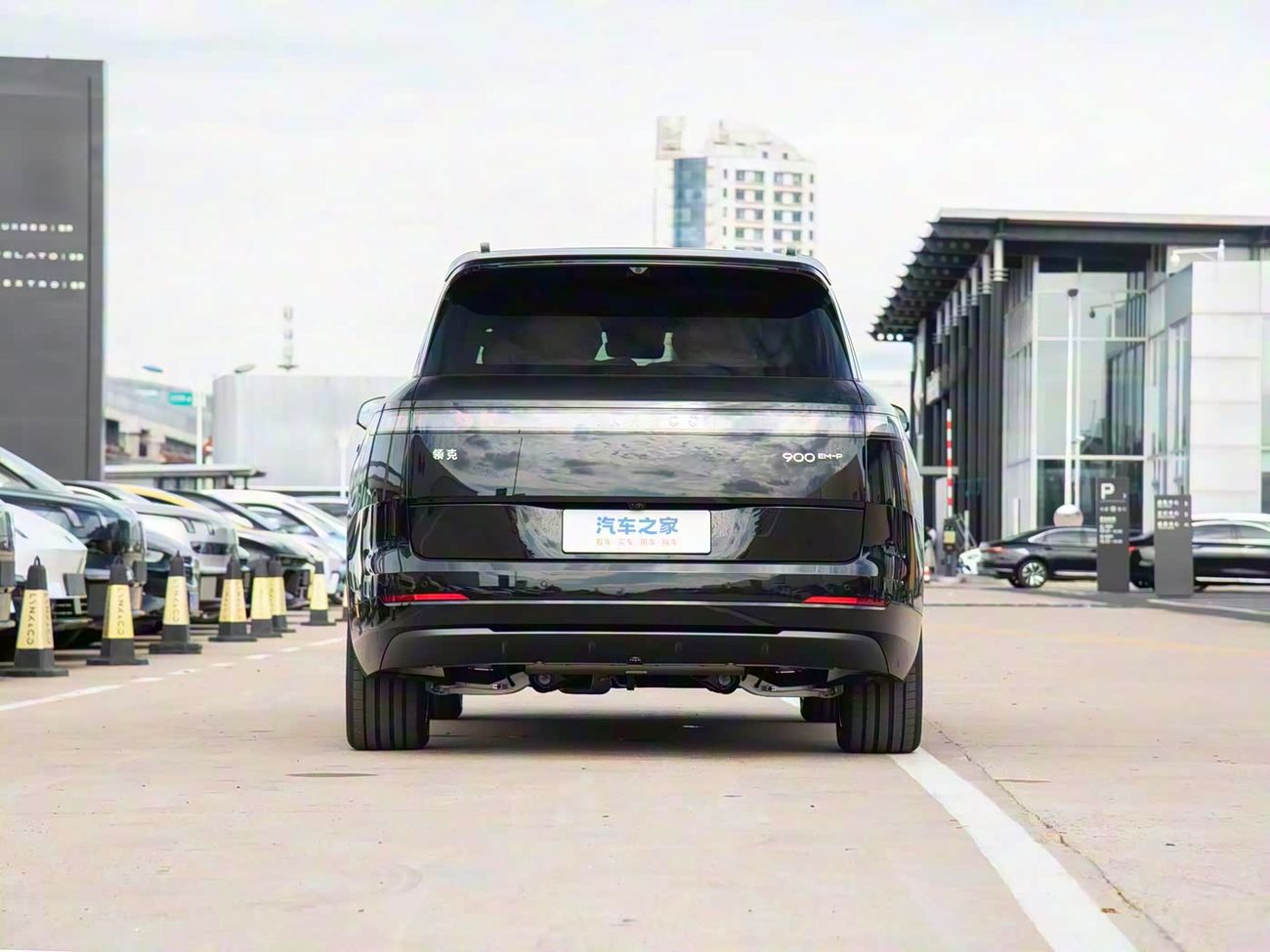 Lynk & Co 900  (EXPORT PRICE）