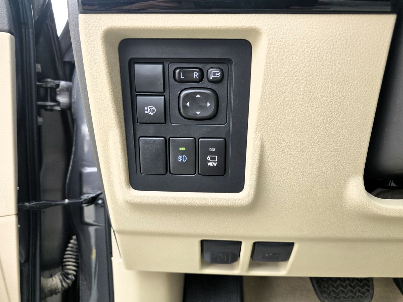 Toyota Prado TX-L 4.0L Toyota  Land Cruiser Prado TXL 4.0l petrol 4WD SUV Grey Color 2023 Model