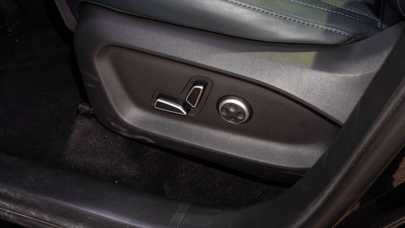 Changan Deepal G318 Brand New Changan Deepal Air Suspension 2024 LOCAL 1.5L 4WD Petrol|Black/Black|N-DEP-AS-1.5-24|