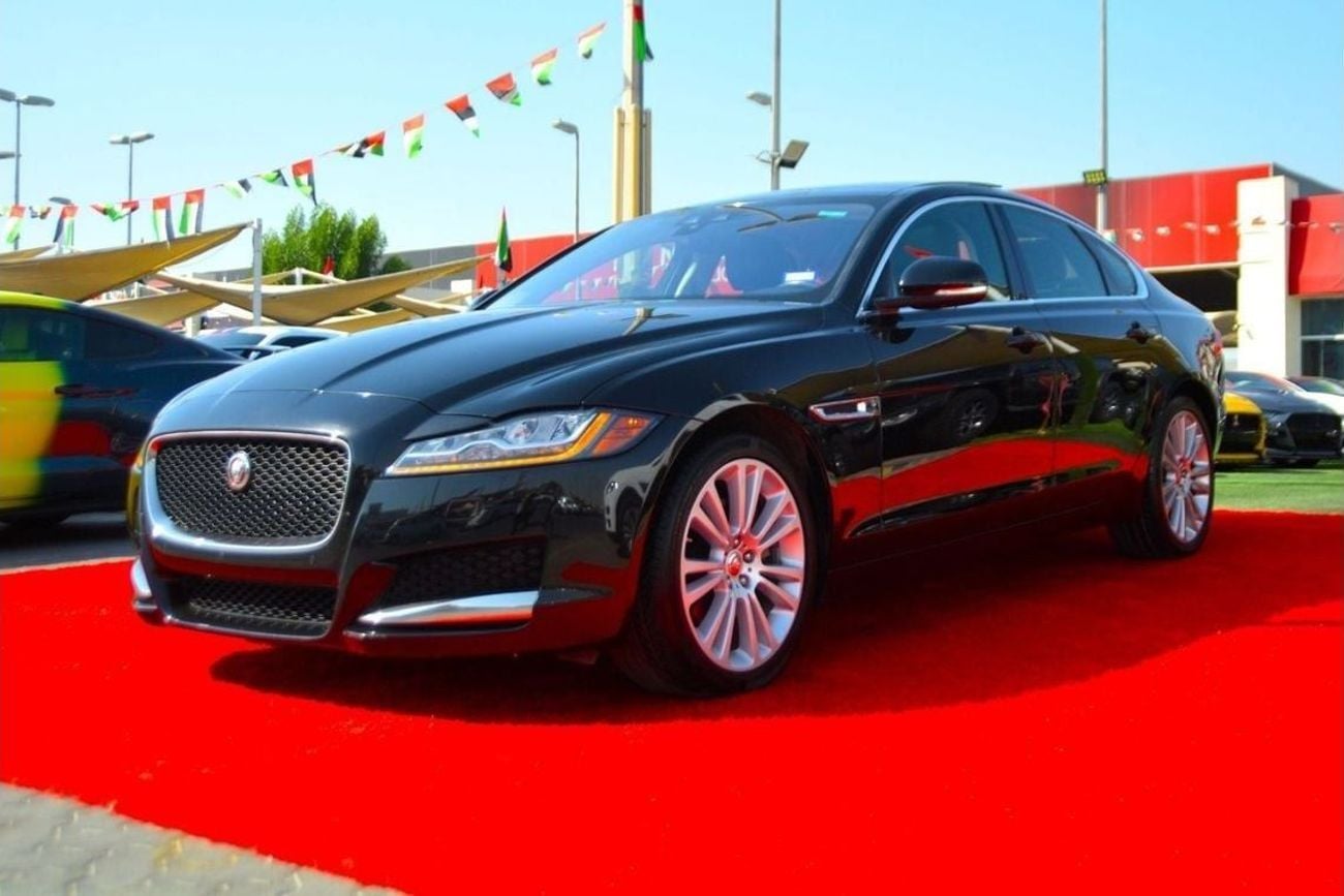 Jaguar XF PORTFOLIO HSE 2.0L (300 HP)