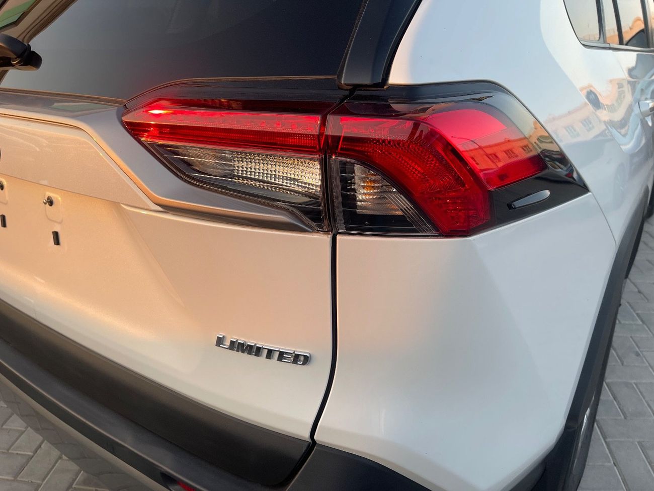 Toyota RAV4 Limited Full Option