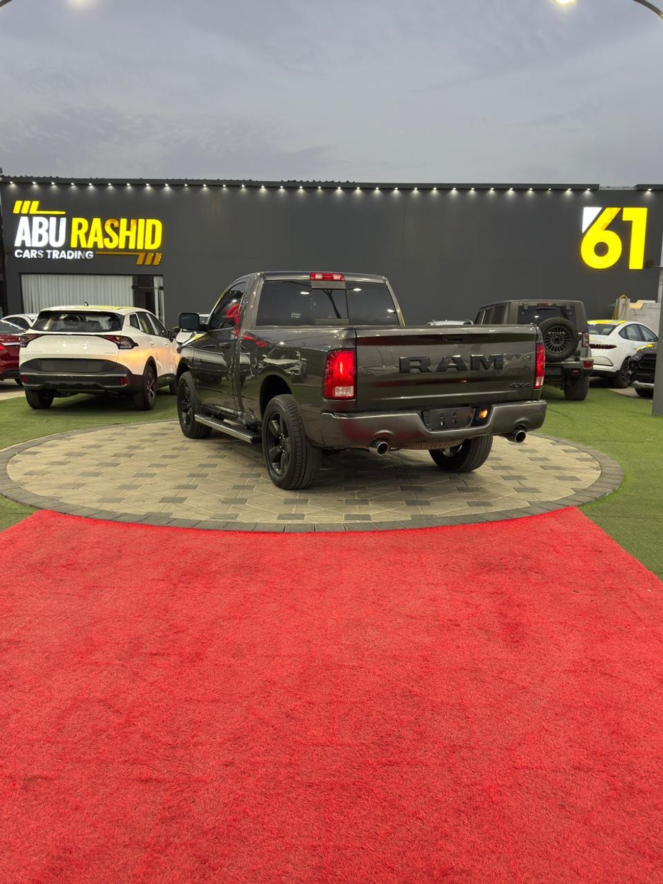 دودج رام فان