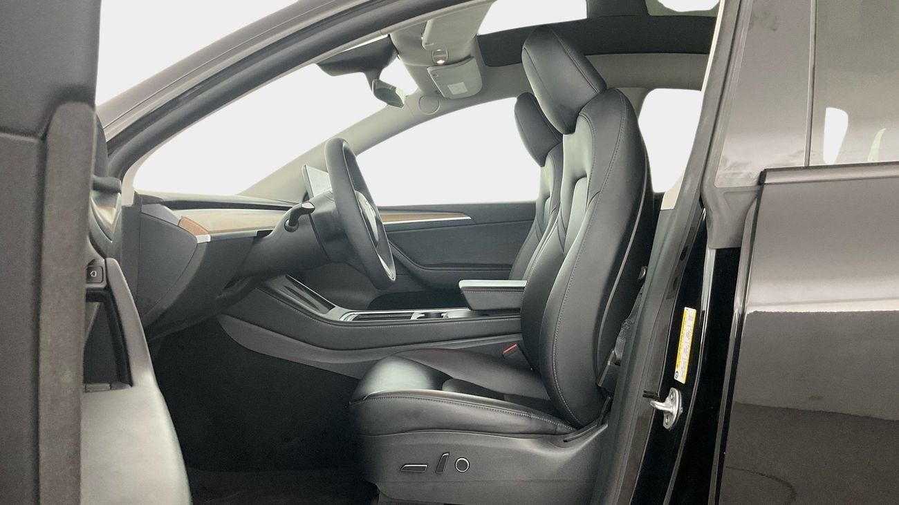 تسلا موديل Y Long Range (Dual Motor) | upto AED 20,000 Ramadan Discount | شامل الضمان | 0 ﺪﻔﻋﺓ ﺃﻮﻟﻯ