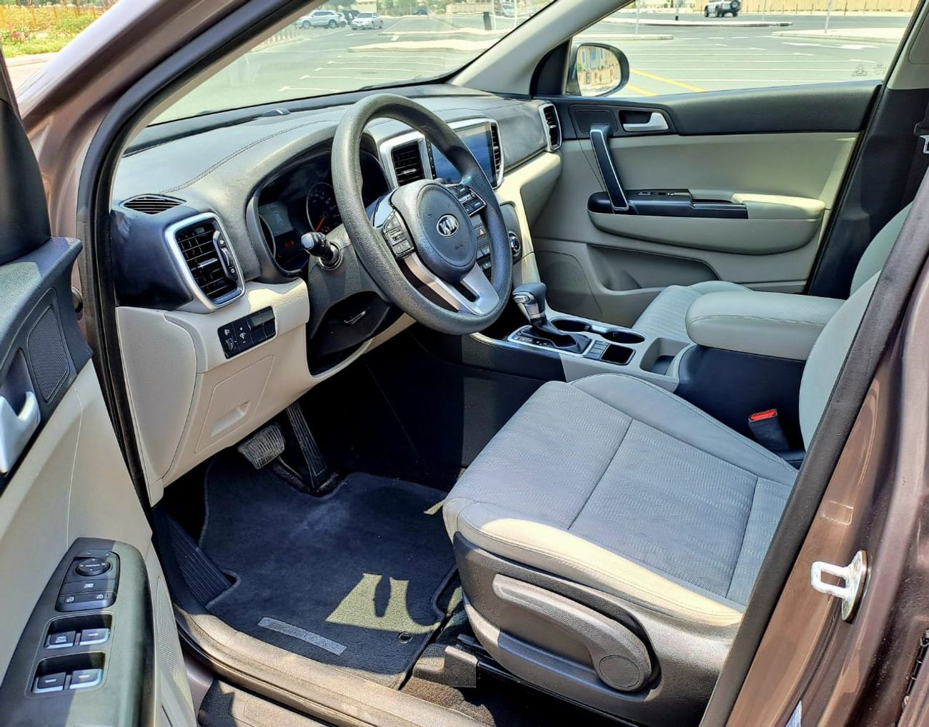 كيا سبورتيج LX 1.6L FWD