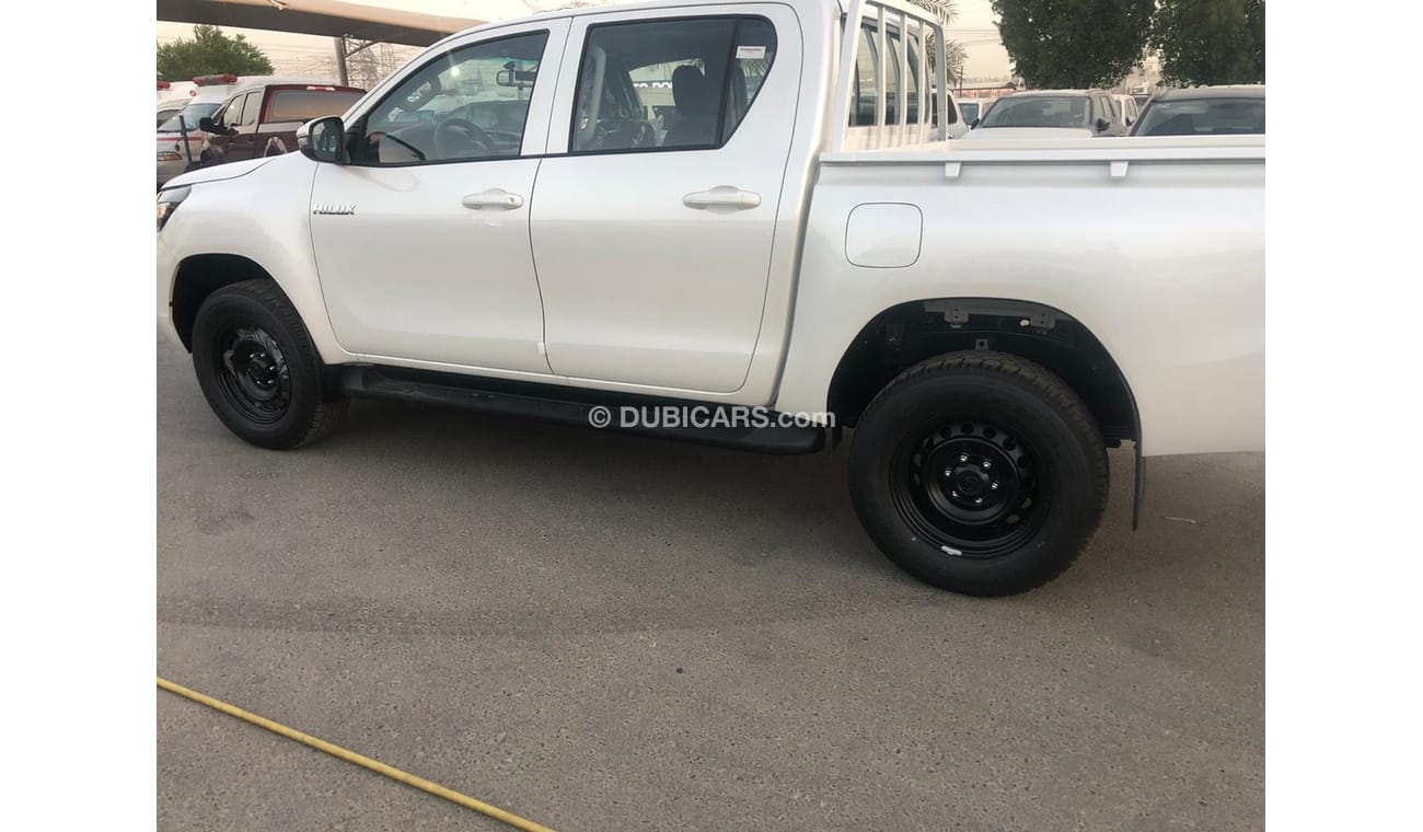 تويوتا هيلوكس DIESEL,2.4L,V4,4X4,MANUAL,WIDE BODY,2021MY