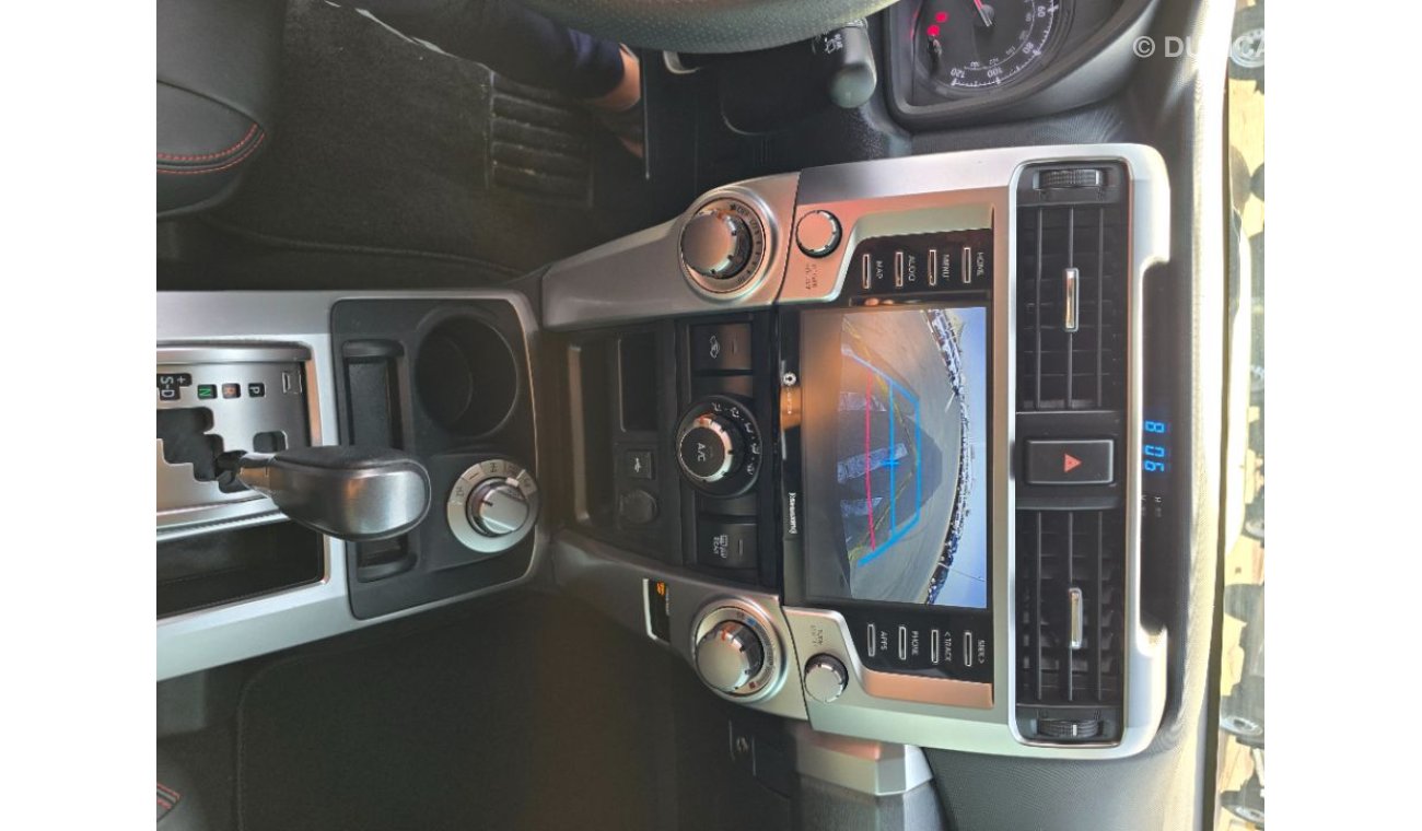 تويوتا 4Runner 2020 Model 4x4 , leather seat and Rear camera