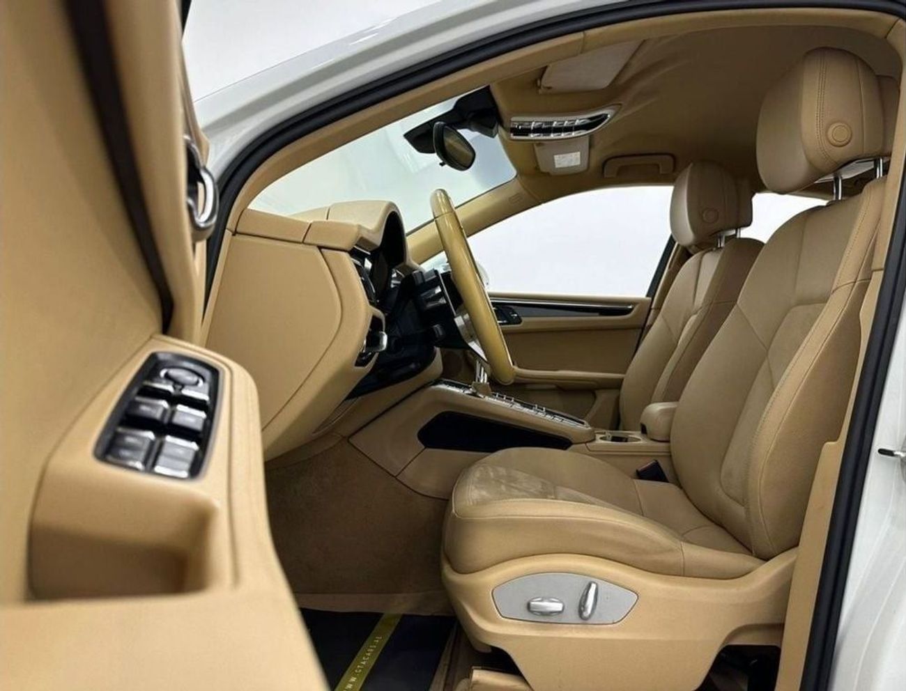 Porsche Macan 2015 Porsche Macan S, Service History, Excellent Condition, GCC