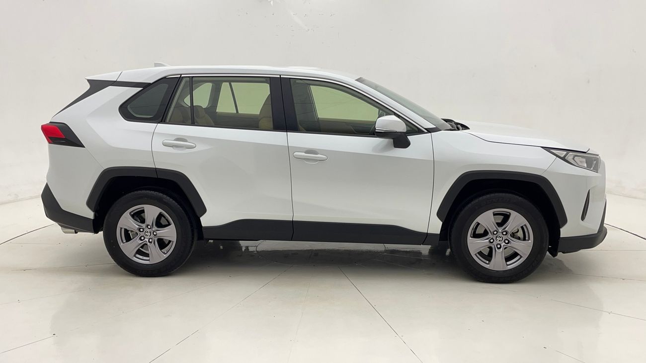 تويوتا راف ٤ EXR 2.5 | بدون دفعة مقدمة | اختبار القيادة في المنزل