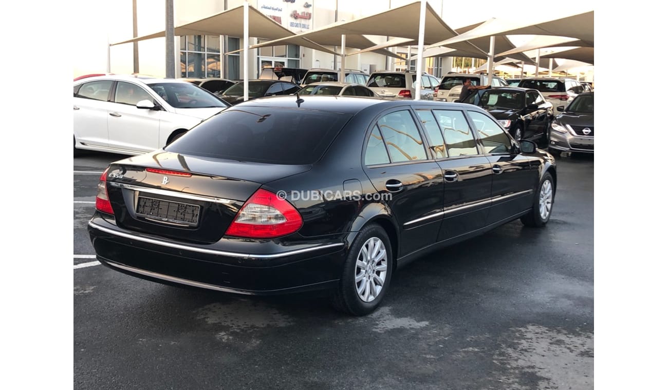 مرسيدس بنز E 350 موديل 2007 خليجي فل مواصفات كراسي جلد ومثبت سرعه وتحكم كهربي كامل ونظام صوت ممتاز وكاميرا خلفيه ومدخ