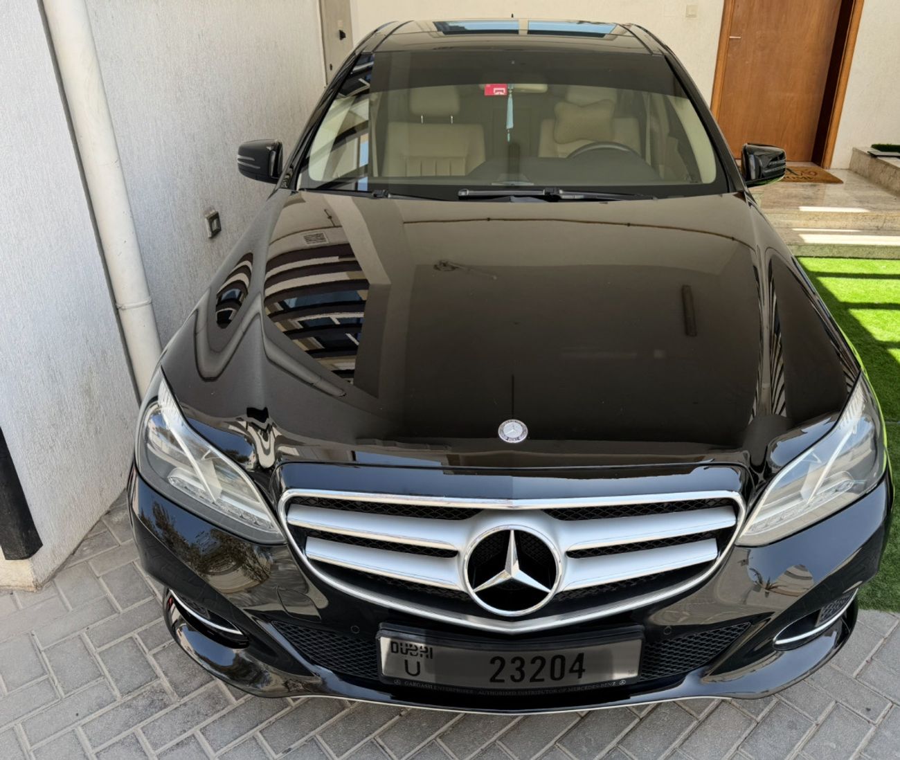 مرسيدس بنز E200