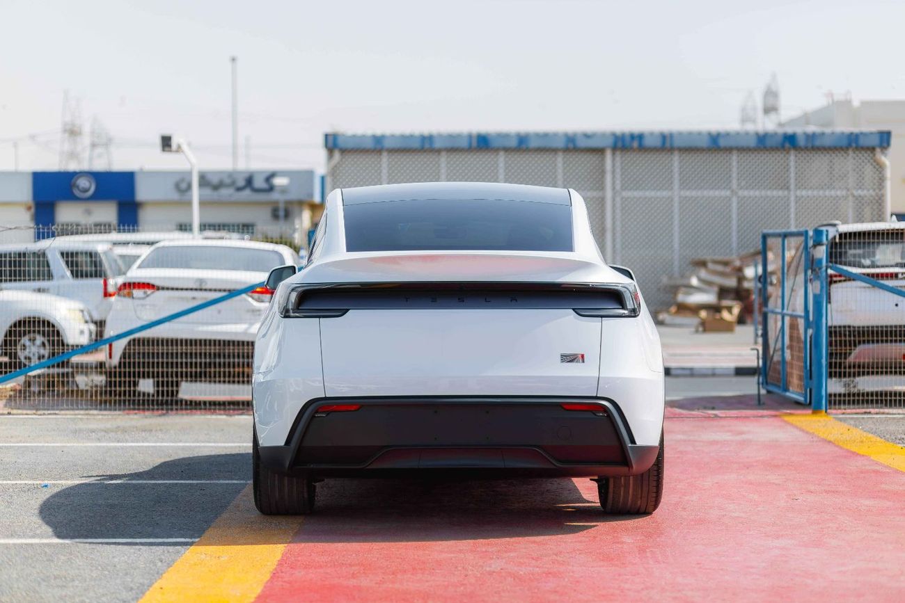 Tesla Model Y Tesla Model Y Long Range (719KM) 2025