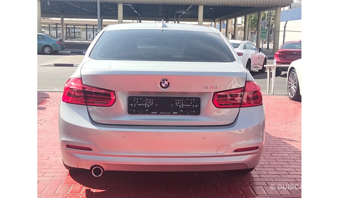 بي أم دبليو 318 I 2018 GCC